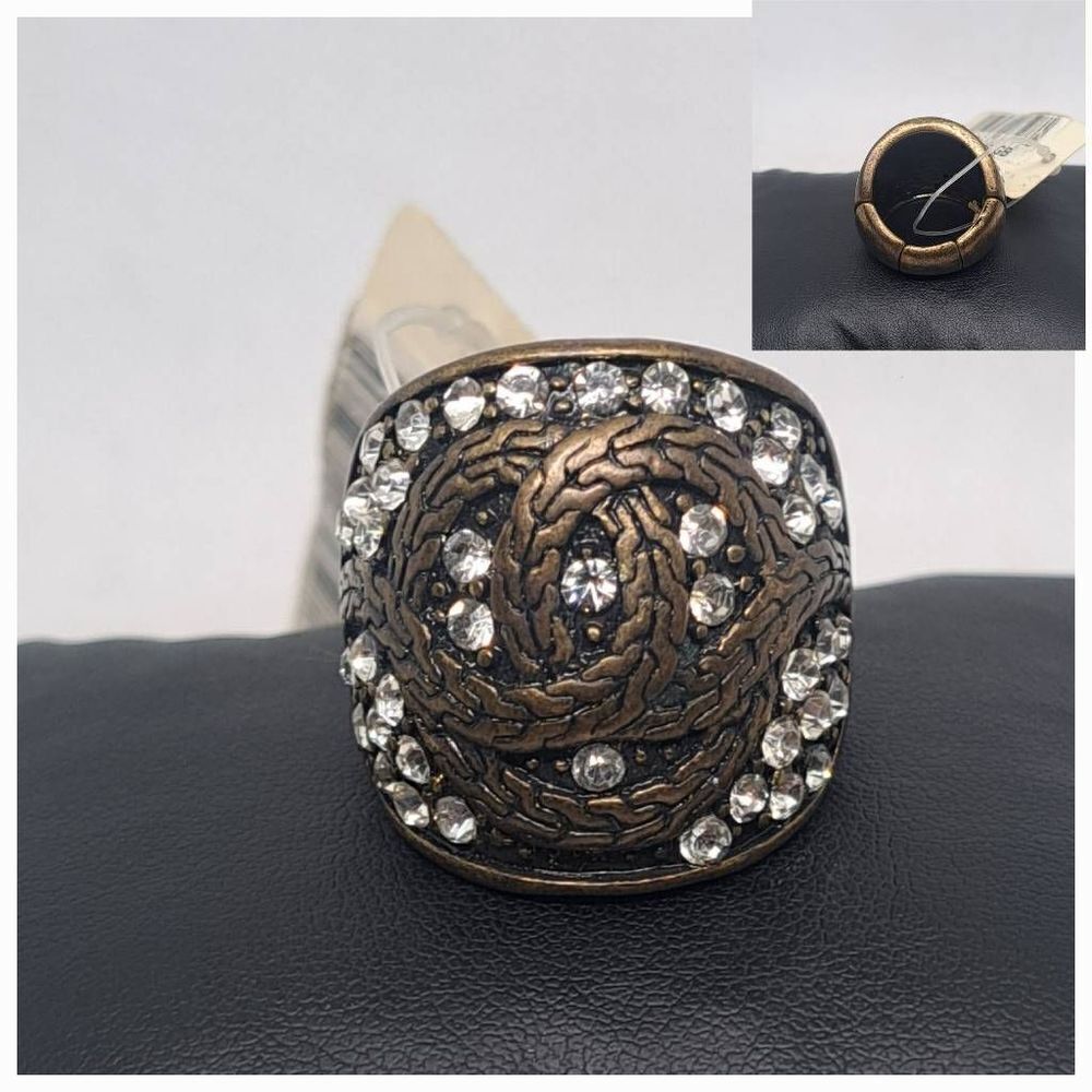 Ring  